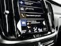 Volvo V60 B3 R-Design | Parkeercamera | Stoel- en Stuurverwarming | Trekhaak