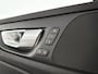 Volvo V60 B3 R-Design | Parkeercamera | Stoel- en Stuurverwarming | Trekhaak