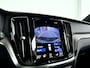 Volvo V60 B3 R-Design | Parkeercamera | Stoel- en Stuurverwarming | Trekhaak