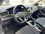 Volkswagen Polo 1.0 TSI Life / Navigatie / App connect / Parkeersensoren V+A / Lichtmetaal 16 inch /