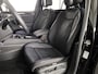 Volkswagen Tiguan 1.5 eHybrid R-Line Edition 272 pk Automaat (DSG) | Verlengde garantie | Navigatie | Panoramadak | Trekhaak (wegklapbaar) | Parkeersensoren (Park assist) | Rondomzicht camera | Lederen bekleding | R-Line |