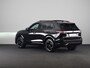 Volkswagen Tiguan 1.5 eHybrid R-Line Edition 272 pk Automaat (DSG) | Verlengde garantie | Navigatie | Panoramadak | Trekhaak (wegklapbaar) | Parkeersensoren (Park assist) | Rondomzicht camera | Lederen bekleding | R-Line |