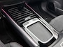 Mercedes-Benz EQA 250+ Business Solution AMG 71 kWh | Premium pakket | Nightpakket | Parkeerpakket | Panoramaschuifdak | 360° camera | 19 inch tienspaaks lichtmetalen AMG-velgen | Smartphone integratie |