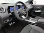 Mercedes-Benz EQA 250+ Business Solution AMG 71 kWh | Premium pakket | Nightpakket | Parkeerpakket | Panoramaschuifdak | 360° camera | 19 inch tienspaaks lichtmetalen AMG-velgen | Smartphone integratie |
