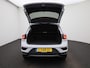 Volkswagen T-Roc 1.0 TSI Style | 116 PK | | Apple Carplay / Android Auto | Navigatie | Parkeersensoren Voor & Achter | Buitenspiegels Elektrisch Inklapbaar | Cruise Control Adaptief