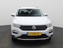 Volkswagen T-Roc 1.0 TSI Style | 116 PK | | Apple Carplay / Android Auto | Navigatie | Parkeersensoren Voor & Achter | Buitenspiegels Elektrisch Inklapbaar | Cruise Control Adaptief