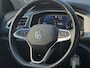 Volkswagen T-Roc 1.0 115pk TSI Life Edition Parkeerassistent (Park Assist) | Adaptive cruise control | 'App-Connect' draadloze smartphone integratie
