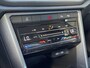 Volkswagen T-Roc 1.0 115pk TSI Style Parkeerassistent (Park Assist) | Adaptive cruise control | 'App-Connect' draadloze smartphone integratie