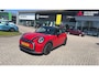 MINI Cooper 1.5 Business Edition | Sportstoelen | Climate Control | Groot Navi |