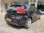 Volvo V40 1.6 D2 Kinetic lichte zijschade Navigatie/Clima/Trekhaak/Radio CD/MP3/Led achterlichten/Hill Hold/Start stop