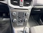 Volvo V40 1.6 D2 Kinetic lichte zijschade Navigatie/Clima/Trekhaak/Radio CD/MP3/Led achterlichten/Hill Hold/Start stop