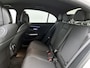 Mercedes-Benz C-klasse 300 e Business Solution | Parkeerpakket met achteruitrijcamera | Warmtewerend, donkergetint glas | Trekhaak | GUARD 360° Plus | Smartphone-integratie |