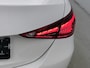 Mercedes-Benz C-klasse 300 e Business Solution | Parkeerpakket met achteruitrijcamera | Warmtewerend, donkergetint glas | Trekhaak | GUARD 360° Plus | Smartphone-integratie |
