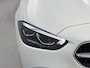 Mercedes-Benz C-klasse 300 e Business Solution | Parkeerpakket met achteruitrijcamera | Warmtewerend, donkergetint glas | Trekhaak | GUARD 360° Plus | Smartphone-integratie |