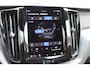 Volvo XC60 2.0 Recharge T6 AWD R-Design | Trekhaak | Panoramadak | BLIS | 360 Camera