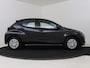 Toyota Yaris 1.5 Hybrid 115 Comfort *NIEUW* | Direct leverbaar! | Metallic Lak | MY2025