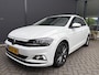 Volkswagen Polo 1.0 TSI Highline Airco - Apple carplay - Navigatie - Parkeersensoren - Parkeer assistent - Cruise control - Licht metalen velgen 16 inch - Lederen versnellingspook - Bluetooth - Led verlichting - Radio - Start/stop systeem - Stuur leder - Stuur multifunctioneel - Elektrische ramen
