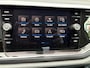 Volkswagen Polo 1.0 TSI Highline Airco - Apple carplay - Navigatie - Parkeersensoren - Parkeer assistent - Cruise control - Licht metalen velgen 16 inch - Lederen versnellingspook - Bluetooth - Led verlichting - Radio - Start/stop systeem - Stuur leder - Stuur multifunctioneel - Elektrische ramen