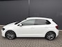 Volkswagen Polo 1.0 TSI Highline Airco - Apple carplay - Navigatie - Parkeersensoren - Parkeer assistent - Cruise control - Licht metalen velgen 16 inch - Lederen versnellingspook - Bluetooth - Led verlichting - Radio - Start/stop systeem - Stuur leder - Stuur multifunctioneel - Elektrische ramen
