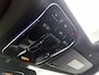 Mercedes-Benz C-klasse 300 e Business Solution AMG | Comfortpakket Plus | Nightpakket | Middenconsole metaalstructuur | Trekhaak | GUARD 360° Plus | Panoramaschuifdak | 360° camera | Diamond grill | 19" multispaaks lichtmetalen AMG-velgen |