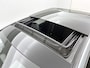 Mercedes-Benz C-klasse 300 e Business Solution AMG | Comfortpakket Plus | Nightpakket | Middenconsole metaalstructuur | Trekhaak | GUARD 360° Plus | Panoramaschuifdak | 360° camera | Diamond grill | 19" multispaaks lichtmetalen AMG-velgen |