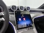 Mercedes-Benz C-klasse 300 e Business Solution AMG | Comfortpakket Plus | Nightpakket | Middenconsole metaalstructuur | Trekhaak | GUARD 360° Plus | Panoramaschuifdak | 360° camera | Diamond grill | 19" multispaaks lichtmetalen AMG-velgen |