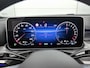 Mercedes-Benz C-klasse 300 e Business Solution AMG | Comfortpakket Plus | Nightpakket | Middenconsole metaalstructuur | Trekhaak | GUARD 360° Plus | Panoramaschuifdak | 360° camera | Diamond grill | 19" multispaaks lichtmetalen AMG-velgen |