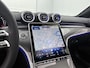 Mercedes-Benz C-klasse 300 e Business Solution AMG | Comfortpakket Plus | Nightpakket | Middenconsole metaalstructuur | Trekhaak | GUARD 360° Plus | Panoramaschuifdak | 360° camera | Diamond grill | 19" multispaaks lichtmetalen AMG-velgen |