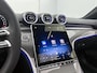 Mercedes-Benz C-klasse 300 e Business Solution AMG | Comfortpakket Plus | Nightpakket | Middenconsole metaalstructuur | Trekhaak | GUARD 360° Plus | Panoramaschuifdak | 360° camera | Diamond grill | 19" multispaaks lichtmetalen AMG-velgen |