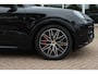 Porsche Cayenne 3.0 S E-Hybrid 519pk / Trekhaak / Panoramadak / 360Camera / Head-up / Achterasbesturing / Bose / 21'' / Luchtvering / Adaptieve Stoelen / Sportdesign+Chrono / Sportuiltaat / Stoelventilatie / Stoelverwarming 4x /