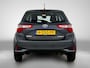 Toyota Yaris 1.5 Hybrid Executive | Navigatie | Parkeersensoren achter | LMV | Climate Control |