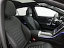 Mercedes-Benz C-klasse 300 e Business Solution AMG | Comfortpakket Plus | Nightpakket | Middenconsole metaalstructuur | Trekhaak | Smartphone-integratie | Panoramaschuifdak | GUARD 360° Plus | 360° camera | 19" multispaaks lichtmetalen AMG-velgen |