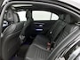 Mercedes-Benz C-klasse 300 e Business Solution AMG | Comfortpakket Plus | Nightpakket | Middenconsole metaalstructuur | Trekhaak | Smartphone-integratie | Panoramaschuifdak | GUARD 360° Plus | 360° camera | 19" multispaaks lichtmetalen AMG-velgen |