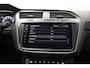Volkswagen Tiguan 2.0 TSI 180pk 4Motion R Line Highline Aut. [ Panorama Trekhaak Adapt.cruise ]Camera ]