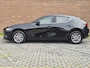Mazda 3 2.0 e-SkyActiv-X M Hybrid 186 Prime-line NAVI | ACHTERUITRIJCAMERA | APPLE CARPLAY / ANDROID | LED | 16 INCH LMV