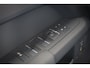 Land Rover Defender 110 2.0 P300e 110 X-Dynamic SE | STOELVERWARMING | ADATIVE CRUISE | STUURVERWARMING | PANORAMADAK | 360 CAMERA | HEAD UP |