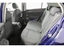 Volkswagen Golf 1.0 eTSI Life blauw automaat