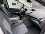 Ford C-Max 1.6 EcoBoost Titanium trekhaak cruise .sportvelgen .Navi . alle onderhouds beurten aanwezig. Distrubusie vernieuwd .  Panodak.