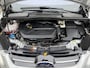 Ford C-Max 1.6 EcoBoost Titanium trekhaak cruise .sportvelgen .Navi . alle onderhouds beurten aanwezig. Distrubusie vernieuwd .  Panodak.