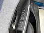 Peugeot 5008 SUV GT Hybrid 145pk Automaat | 7 Zitplaatsen | Navigatie | Achteruitrijcamera | Stoel- en stuurverwarming | Adaptieve Cruise Control | Climate Control | Parkeersensoren v+a | Matrix Led koplampen | Keyless | Draadloze Apple Carplay / Android Auto | Donker getint glas | 19" Lichtmetalen velgen |