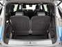 Peugeot 5008 SUV GT Hybrid 145pk Automaat | 7 Zitplaatsen | Navigatie | Achteruitrijcamera | Stoel- en stuurverwarming | Adaptieve Cruise Control | Climate Control | Parkeersensoren v+a | Matrix Led koplampen | Keyless | Draadloze Apple Carplay / Android Auto | Donker getint glas | 19" Lichtmetalen velgen |