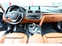 BMW 3-Serie Touring 320i High Executive O.a: Stoelverw, Leder, Clima, Navi, Cruise, PDC, Etc. All-in prijs!