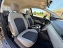 Fiat Punto Grande 1.4 Edizione Blue & Me! NIEUWE APK l AIRCO ECC l MTF-STUUR l LMV l GOED ONDERHOUDEN!