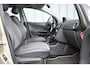 Opel Corsa 1.4-16V Cosmo | Automaat | 5-Drs | Clima | PDC | Half leder