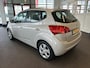 Kia Venga 1.6 CVVT X-ecutive Automaat | Panoramadak | Cruise control | Airco | Stoelverwarming | Bluetooth