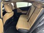 Lexus ES 300h Business Line Limited | BTW aftrekbaar | Stoel- en stuurverwarming | Carplay |