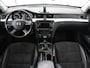 Skoda Superb 1.8 TSI Ambition Business | Leder/Alcantara | Stoelverwarming | Trekhaak | Bi-Xenon | Climate control | Parkeerhulp | Cruise control | Getint glas