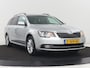 Skoda Superb 1.8 TSI Ambition Business | Leder/Alcantara | Stoelverwarming | Trekhaak | Bi-Xenon | Climate control | Parkeerhulp | Cruise control | Getint glas
