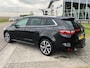 Renault Megane Estate 1.5 dCi Bose / Dealer onderhouden / Trekhaak / Camera / Bose Sound / Climate / LMV /