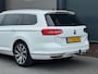 Volkswagen Passat Variant 1.4 TSI/218pk GTE Highline|2017|Dealer on|Stoelverw.|Trekhaak|Zwarte hemel|Apple-carplay|18" LMV